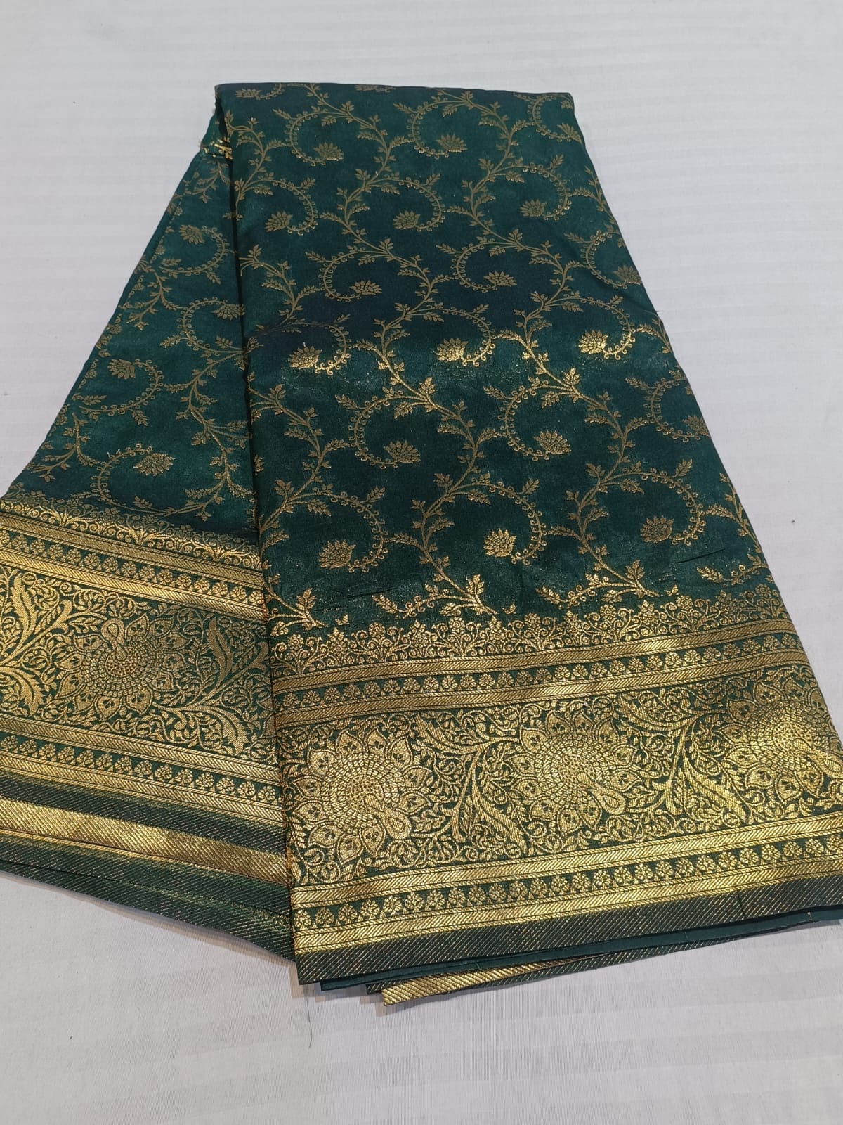 Green-Thread Weaving-Banaras Tissue Saree