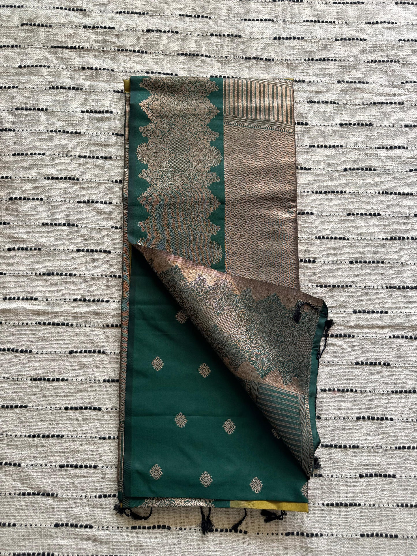 Mustard Gold n Emerald Green-Zari Woven-Kanchivaram Semi Silk Saree