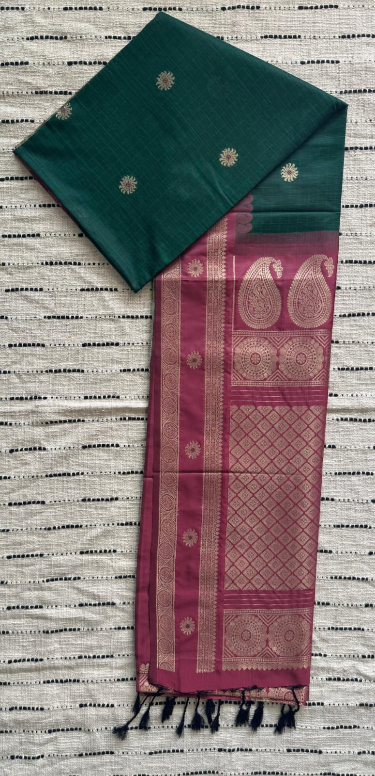 Green n Pink-Bit Design-Kanchipuram Soft Silk Saree
