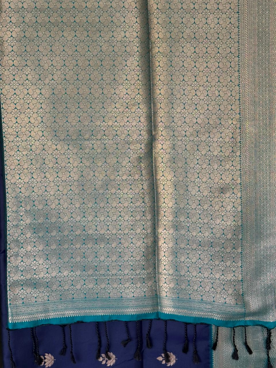 NavyBlue n Turquoise-Butta-Silk Pattu Saree