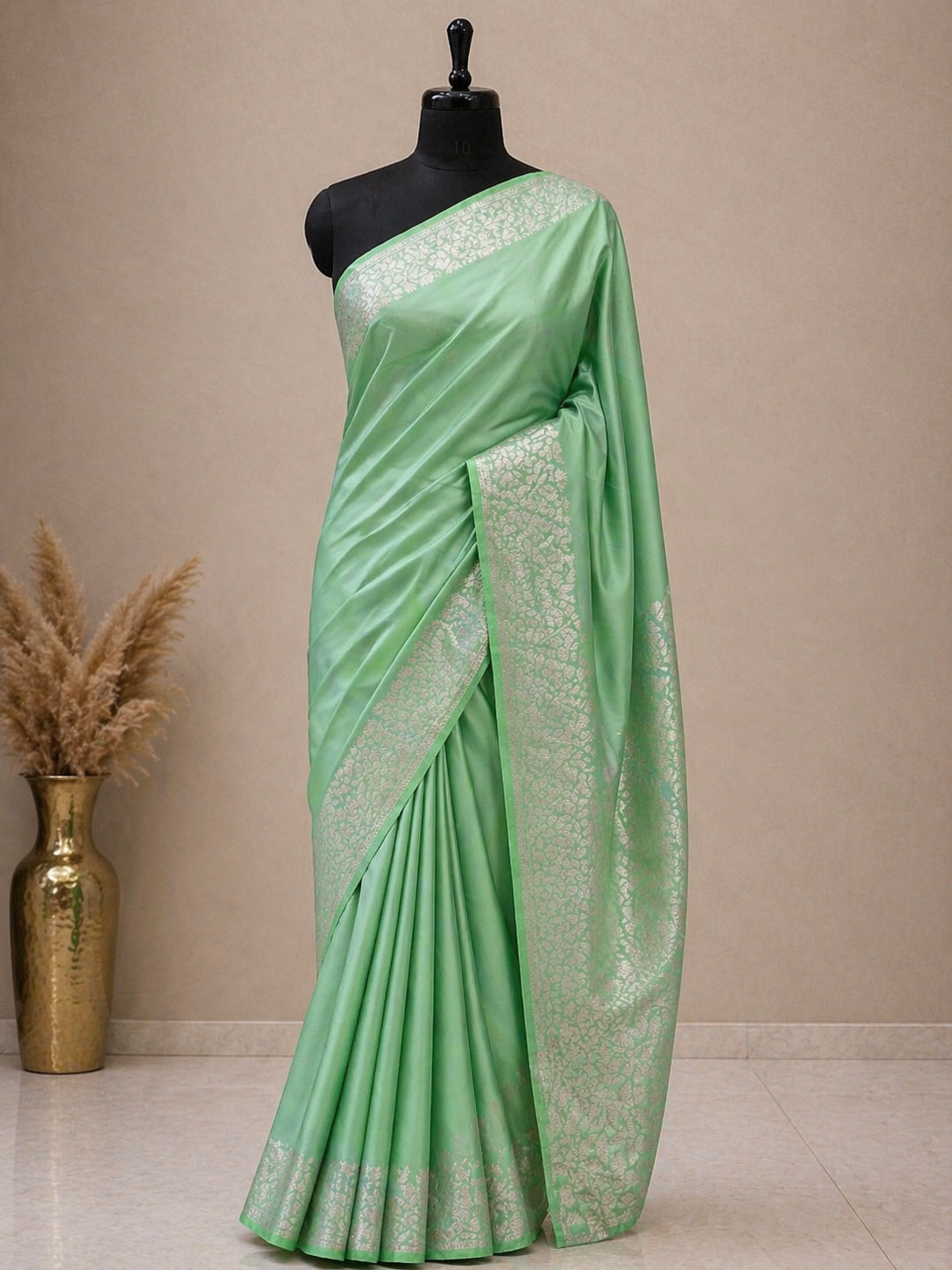 PastelGreen-Weaving Pallu-Banarasi Silk Saree