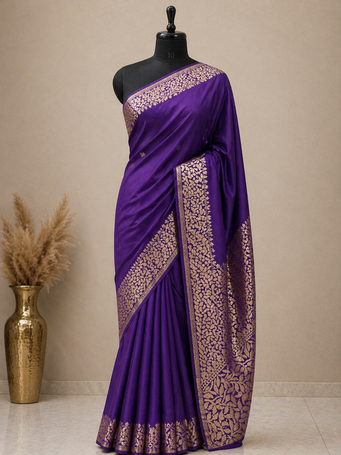 Purple-Weaving Pallu-Banarasi Silk Saree