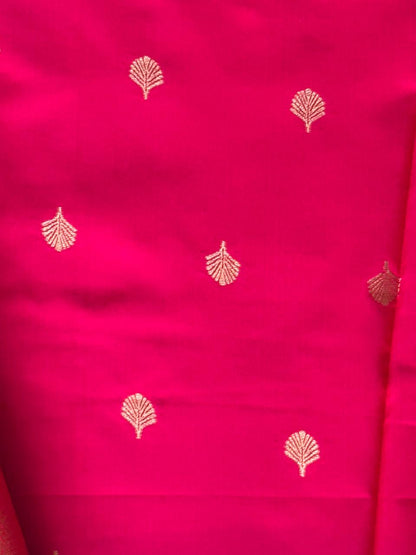 Grey n Pink-Butta Design-Kanchivaram Soft Silk Saree