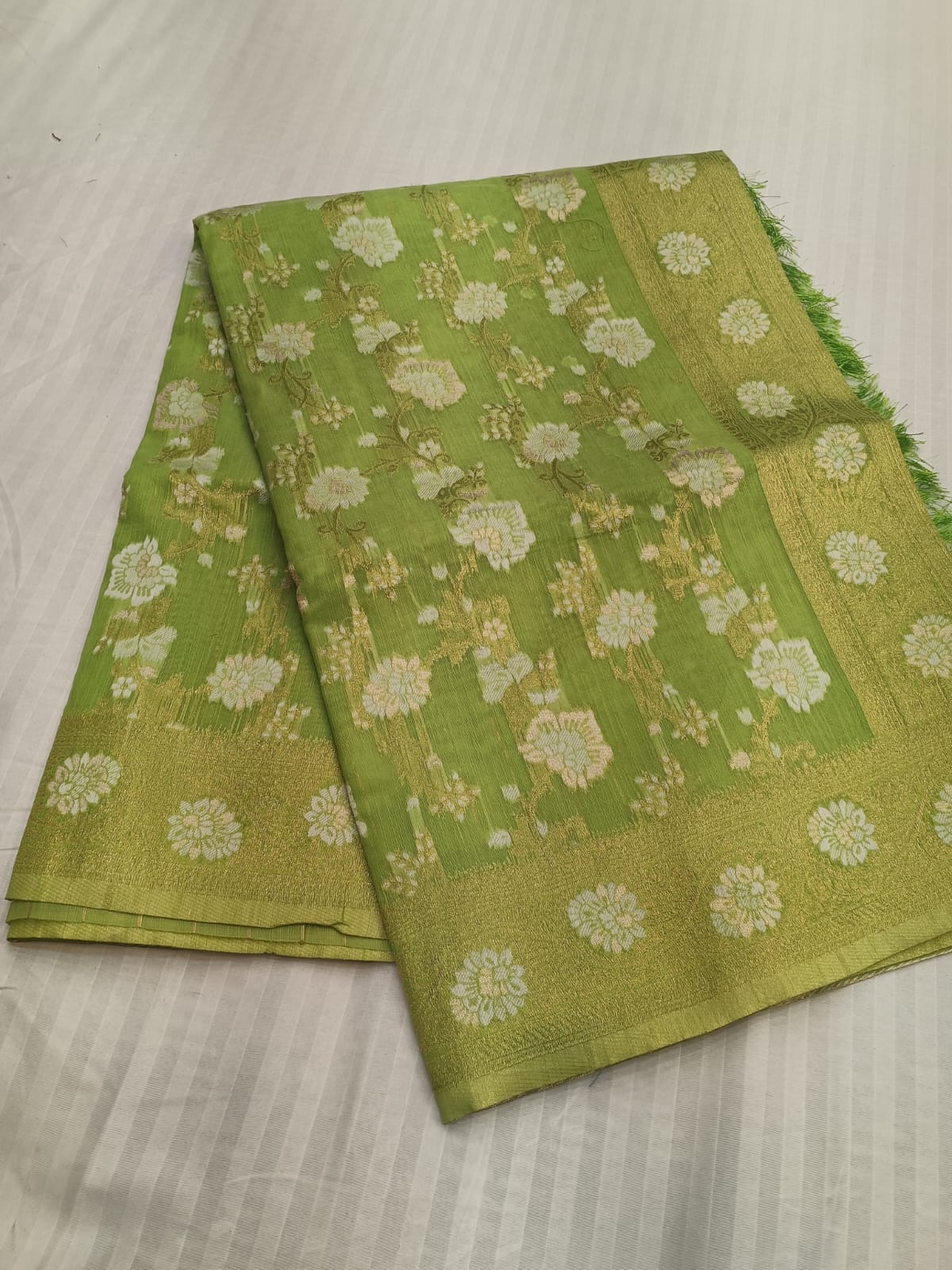 Green-Floral Zari -Semi Silk Saree