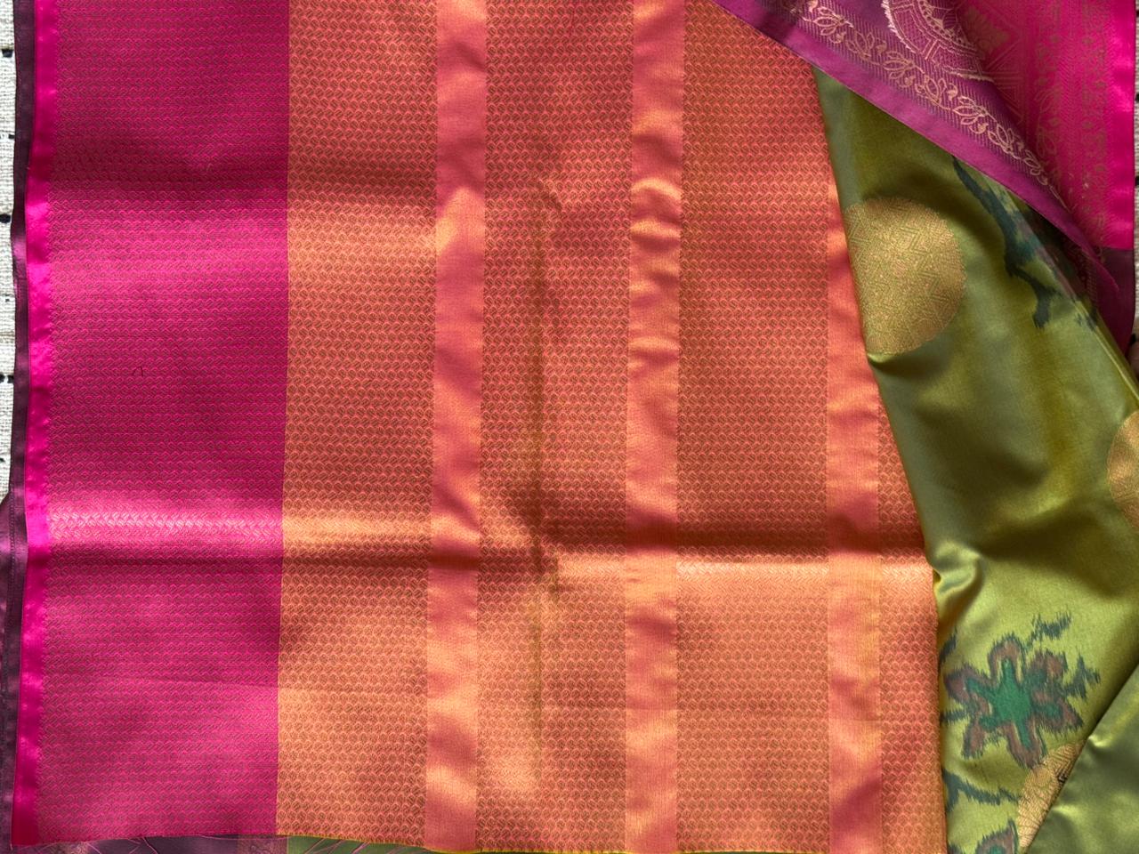 Green n Pink-Pochampalli Silk Saree