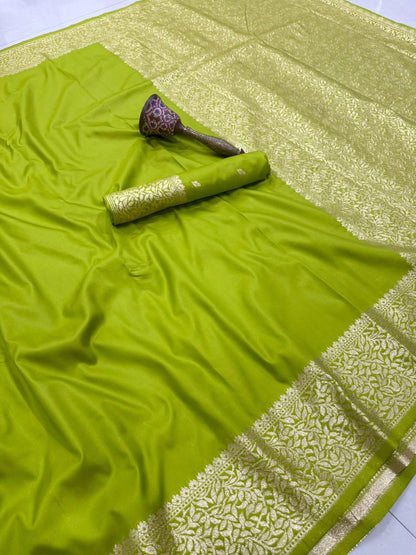 ParrotGreen-Weaving Pallu-Banarasi Silk Saree