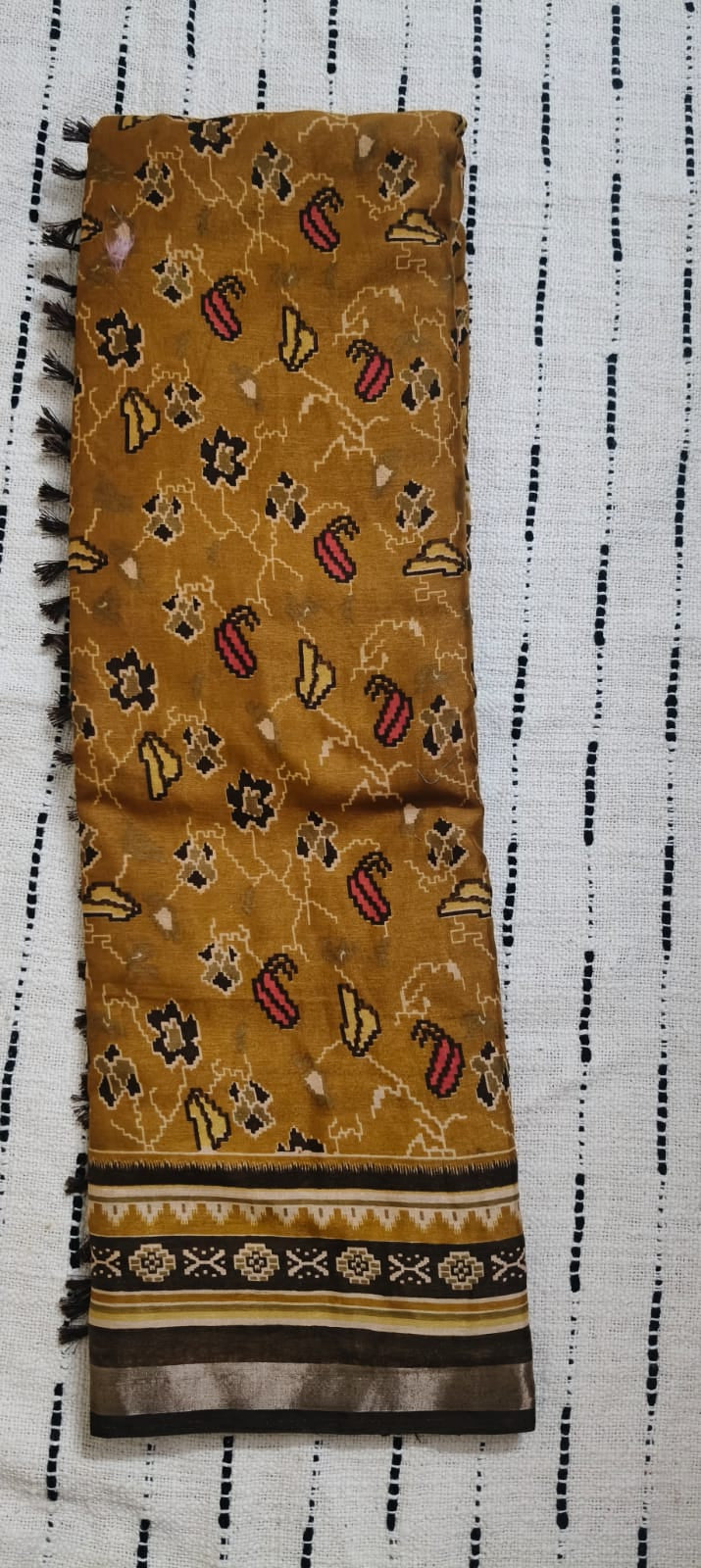 Yellow n Black-Maheshwari Saree