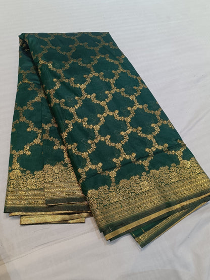 Green-Thread Weaving-Banaras Tissue Saree