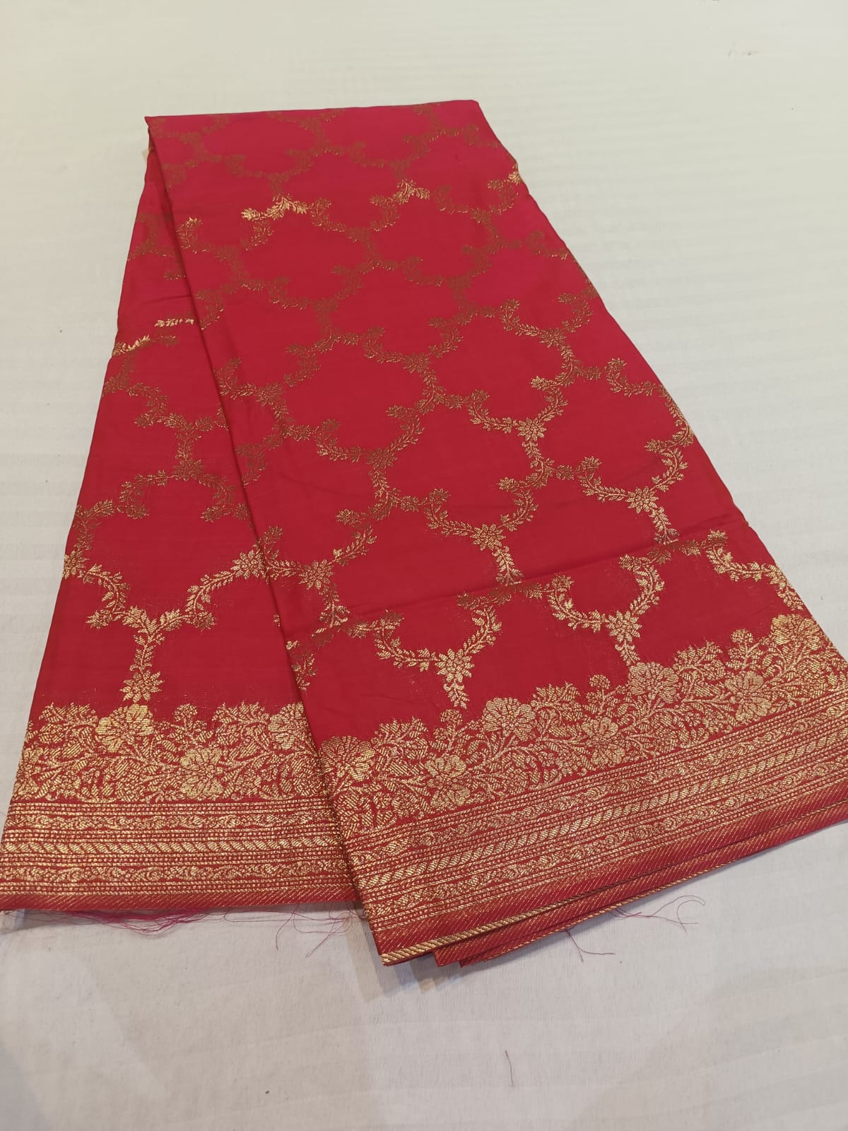 Red-Thread Weaving-Banaras Tissue Saree