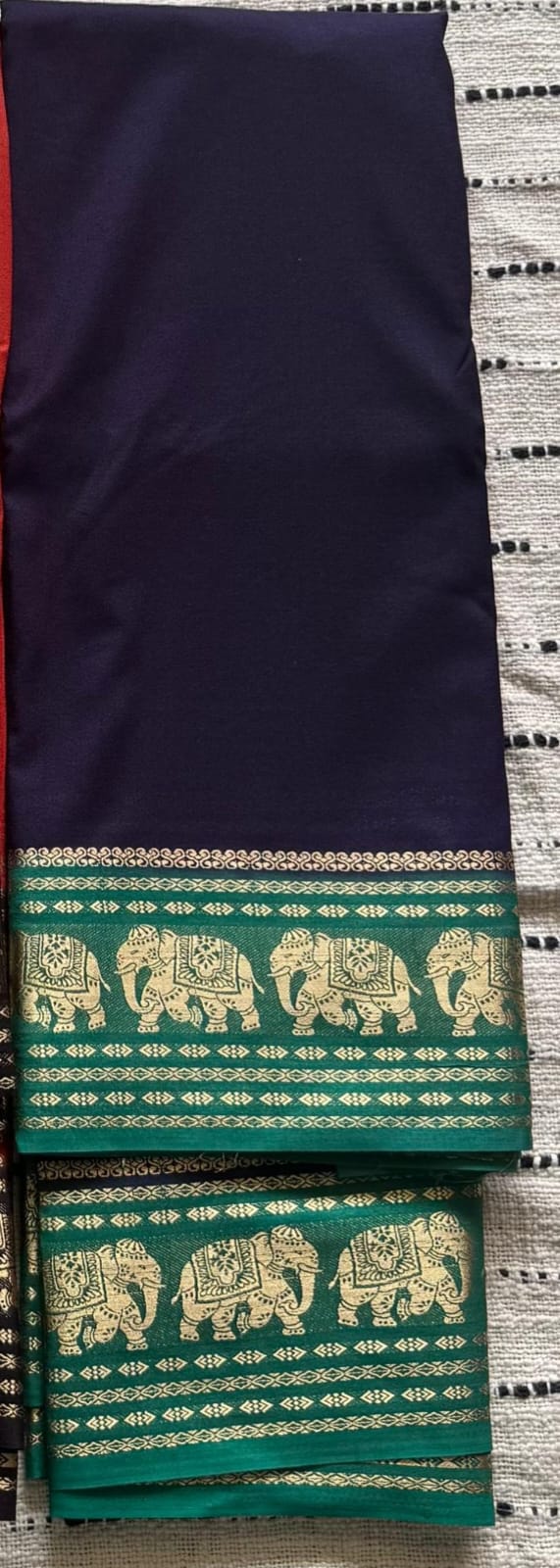 Blue n Green-Plain-Mysore Crepe Silk Saree